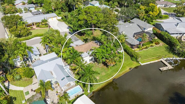 Property Photo:  103 40th Street Court NW  FL 34209 