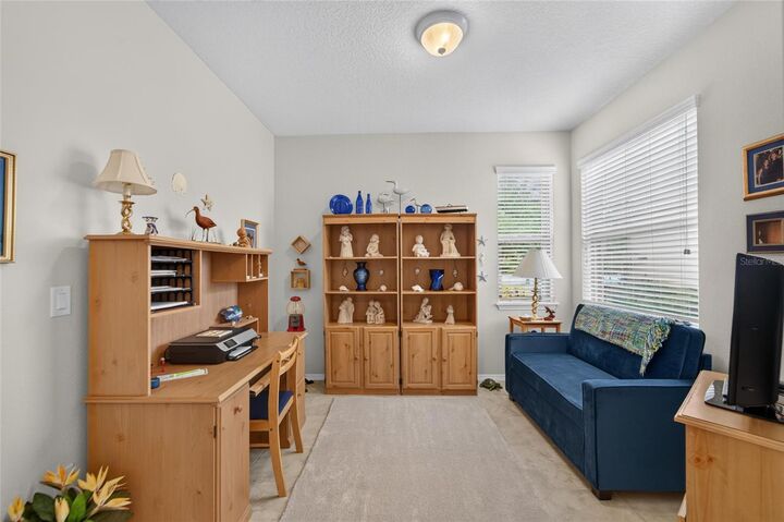Property Photo: 428 Seneca Falls Drive FL 33572