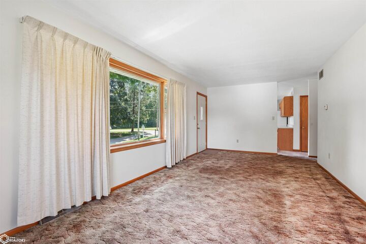 Property Photo: 1801 Dehn Street IA 52601