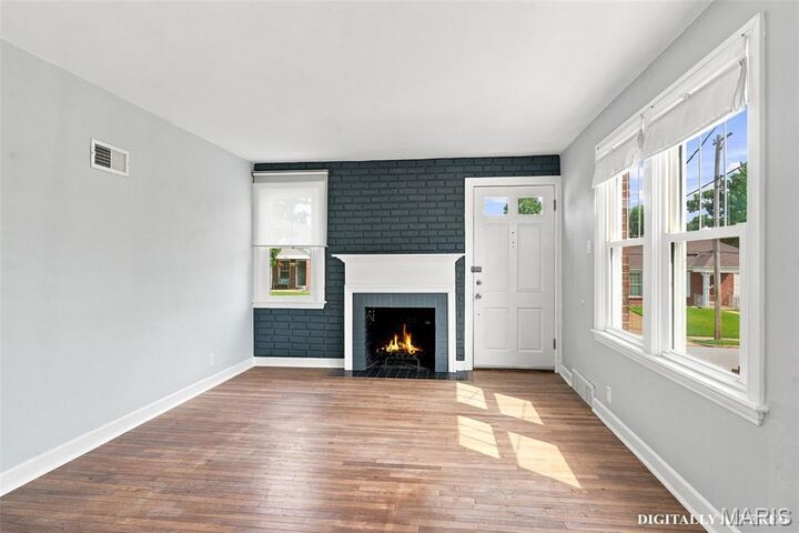 Property Photo: 8834 Lawn Avenue MO 63144