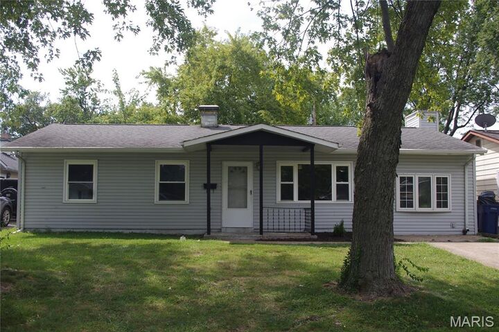 Property Photo:  4102 N Park Drive  IL 62226 