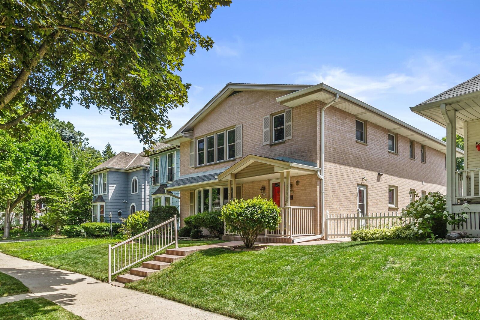 Property Photo:  4538 N Larkin St  WI 53211 