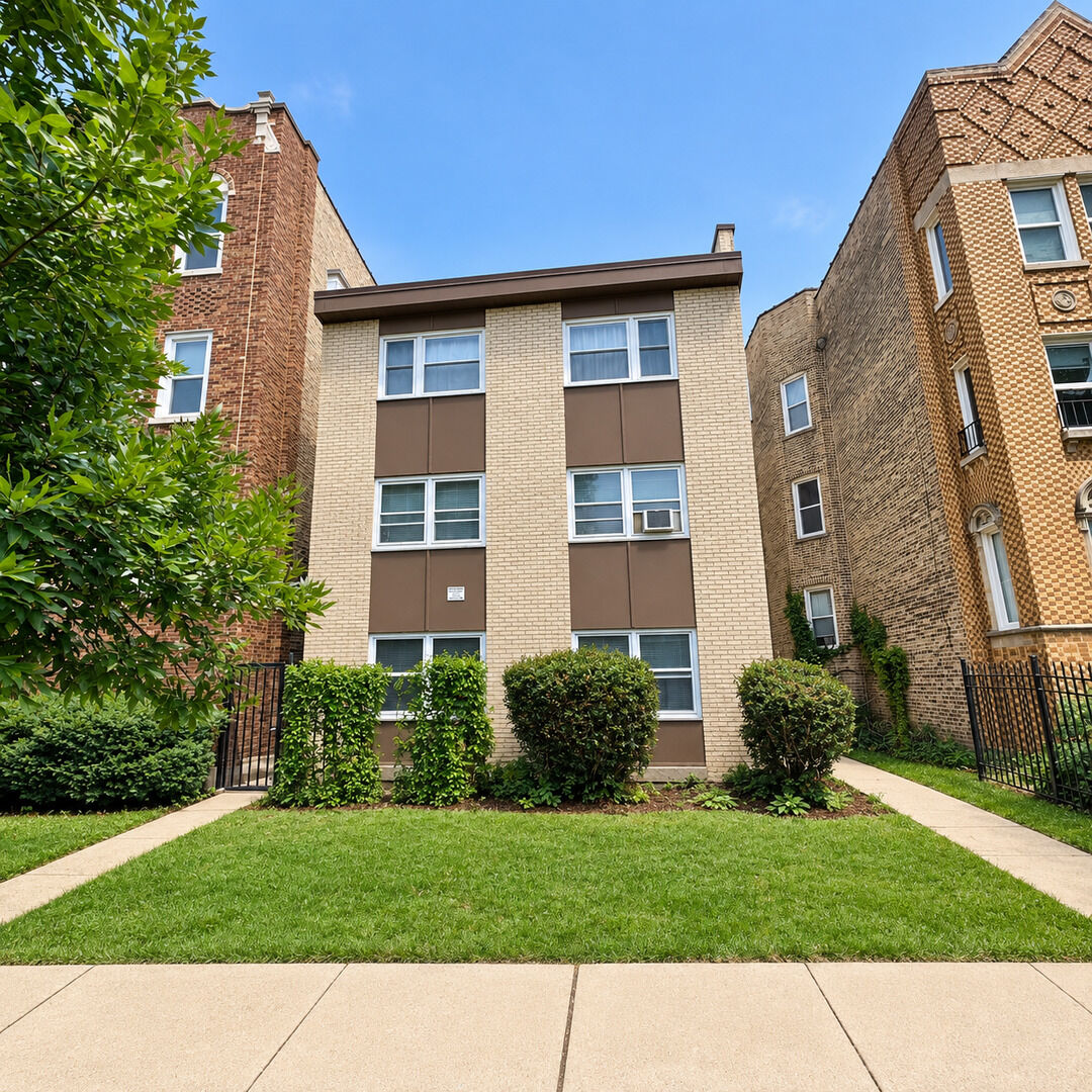 Property Photo:  6235 N Mozart Street 5  IL 60659 