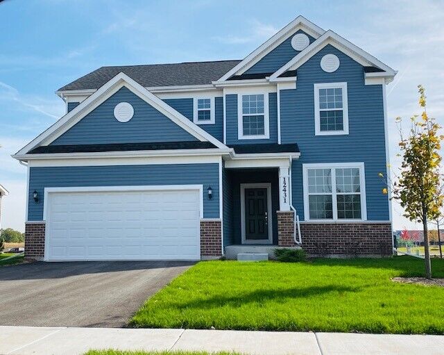 Property Photo: 165 Oak Chase Road IL 60451