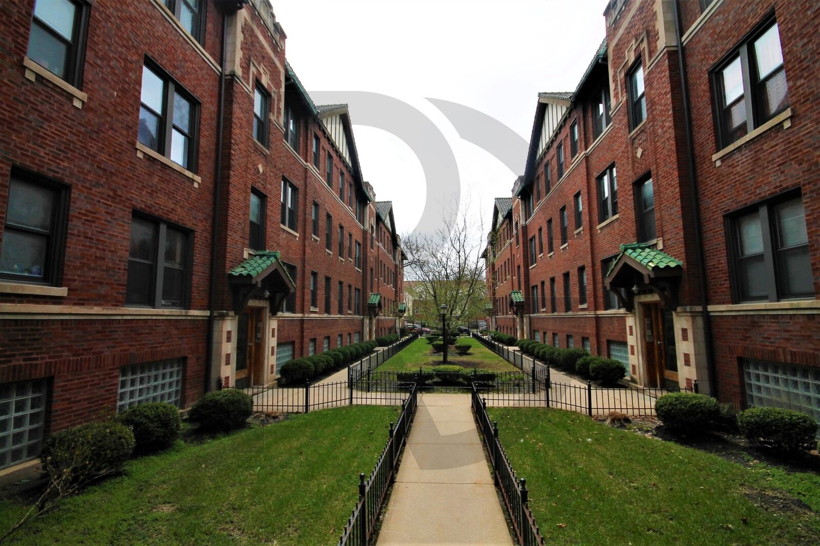 Property Photo:  3312 W Schubert Avenue 2aa  IL 60647 
