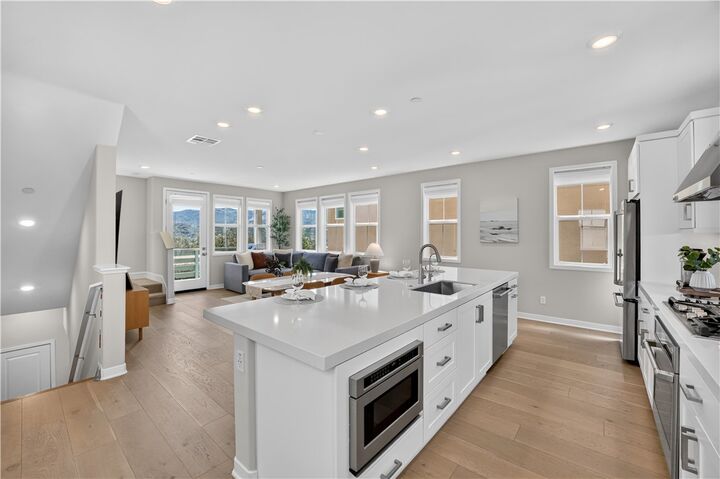 Property Photo:  32 Welltree Way  CA 92694 