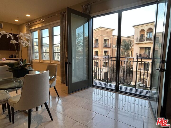 Property Photo:  23500 Park Sorrento C33  CA 91302 