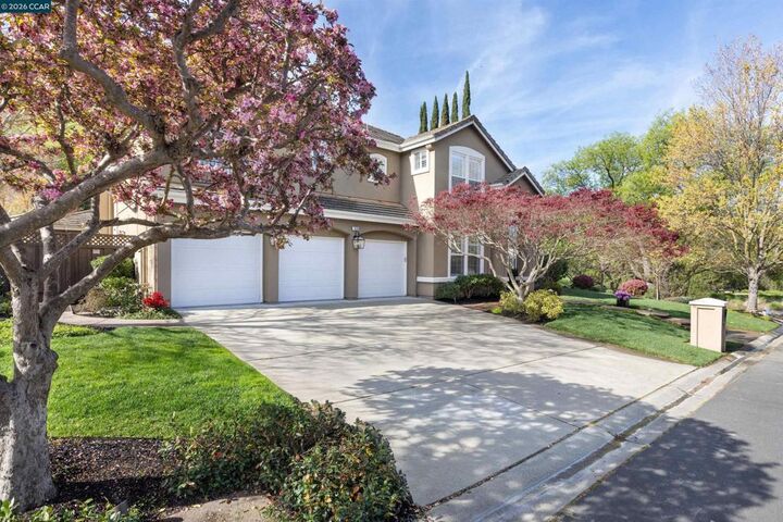 Property Photo: 1536 Serafix Rd CA 94507