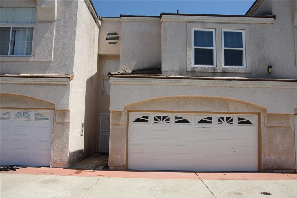 Property Photo:  3326 W Orange 106  CA 92804 