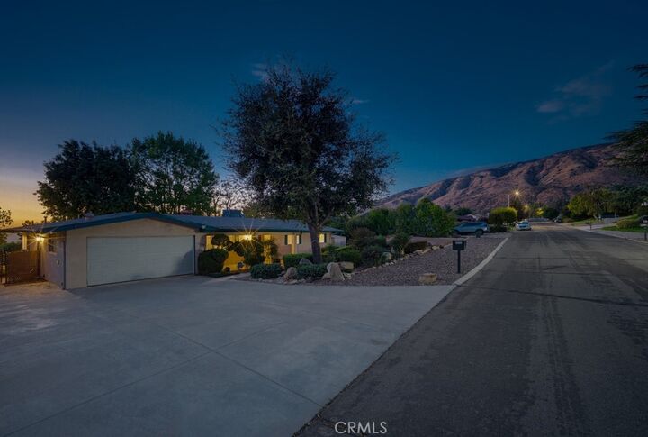 Property Photo: 10222 Cherry Croft Dr. CA 92399