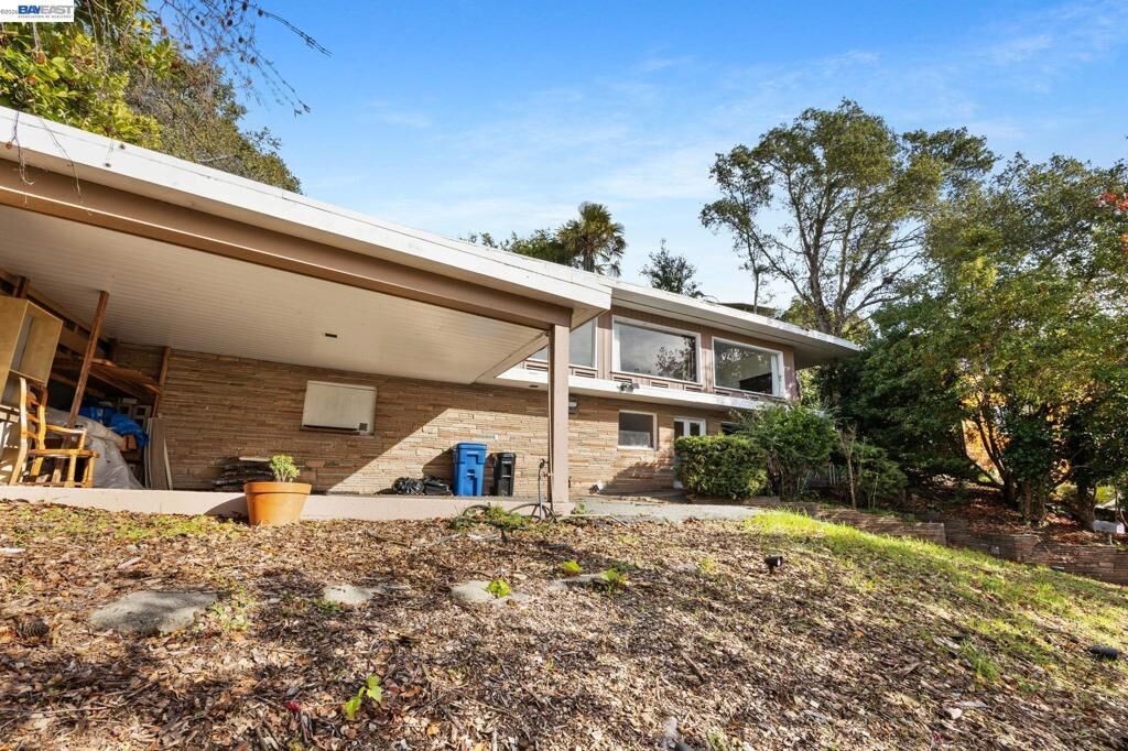 Property Photo: 1012 Contra Costa Dr CA 94530