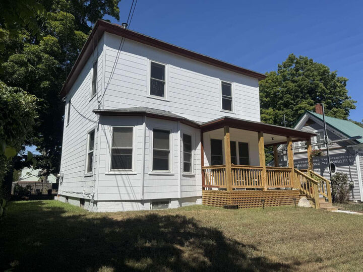 Property Photo:  44 Emery Street  ME 04073 