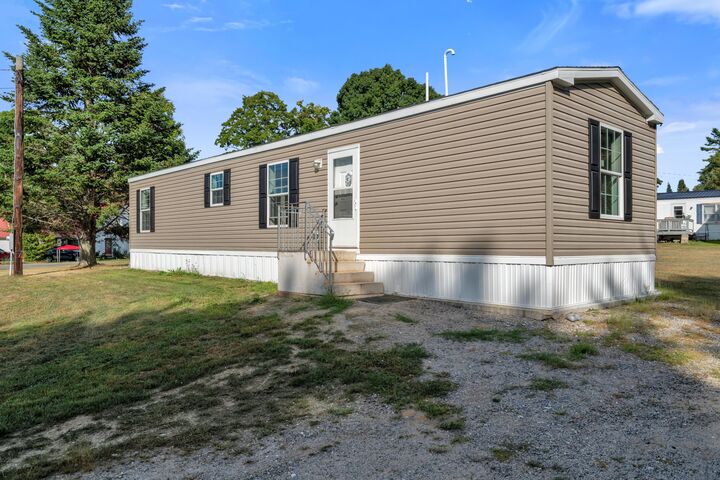 Property Photo: 151 Richmond Road ME 04350