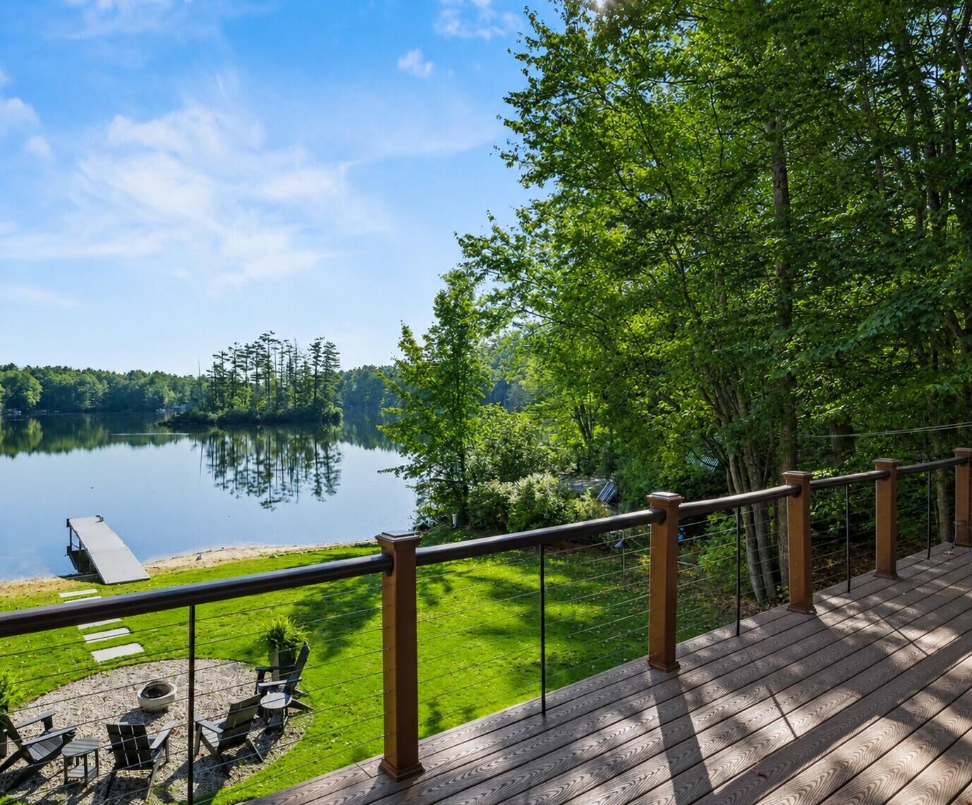Property Photo: 14 Cottage Road ME 04048