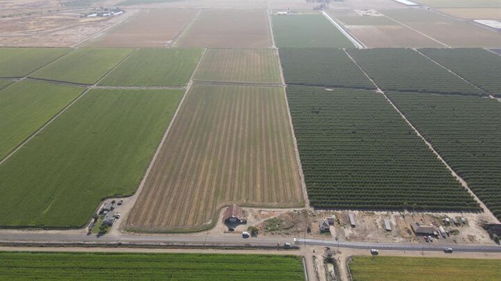 Property Photo:  11998 Wilson Road  CA 93635 