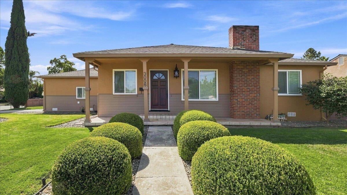 Property Photo: 3006 Telegraph Avenue CA 95204