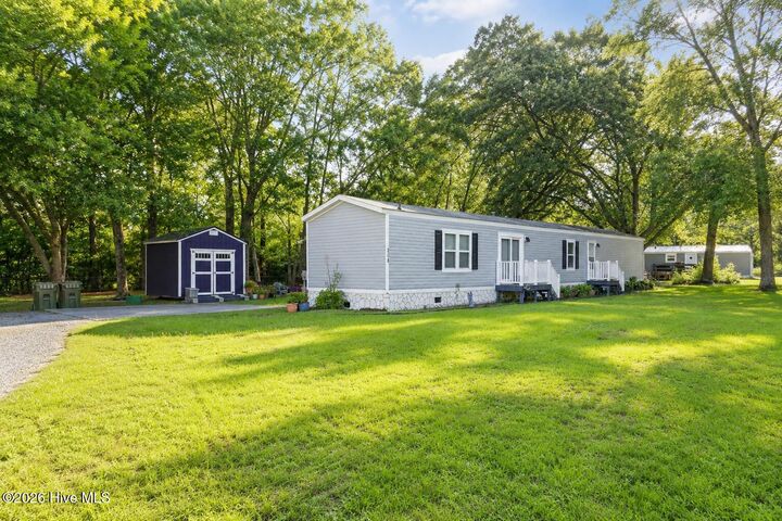 Property Photo: 208 Branson Way NC 28445