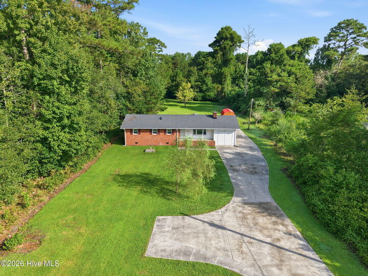 Property Photo:  2316 Burgaw Highway  NC 28540 