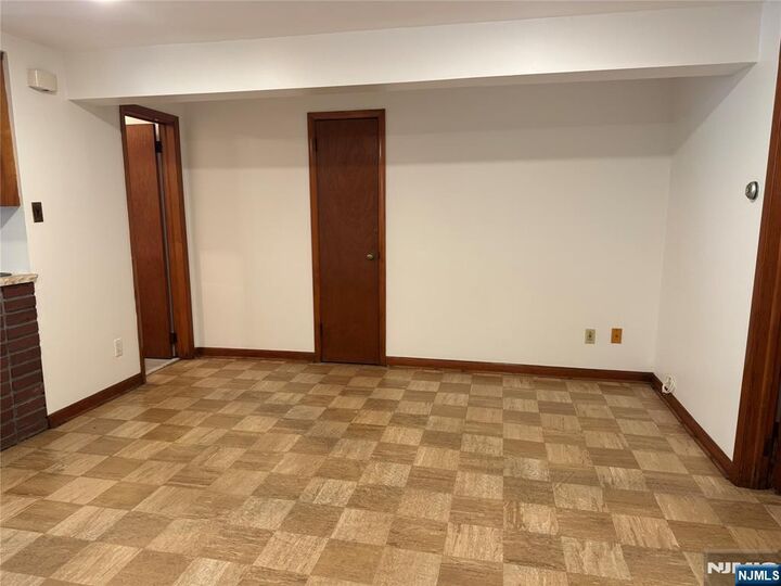 Property Photo:  364 New York Avenue B  NJ 07071 