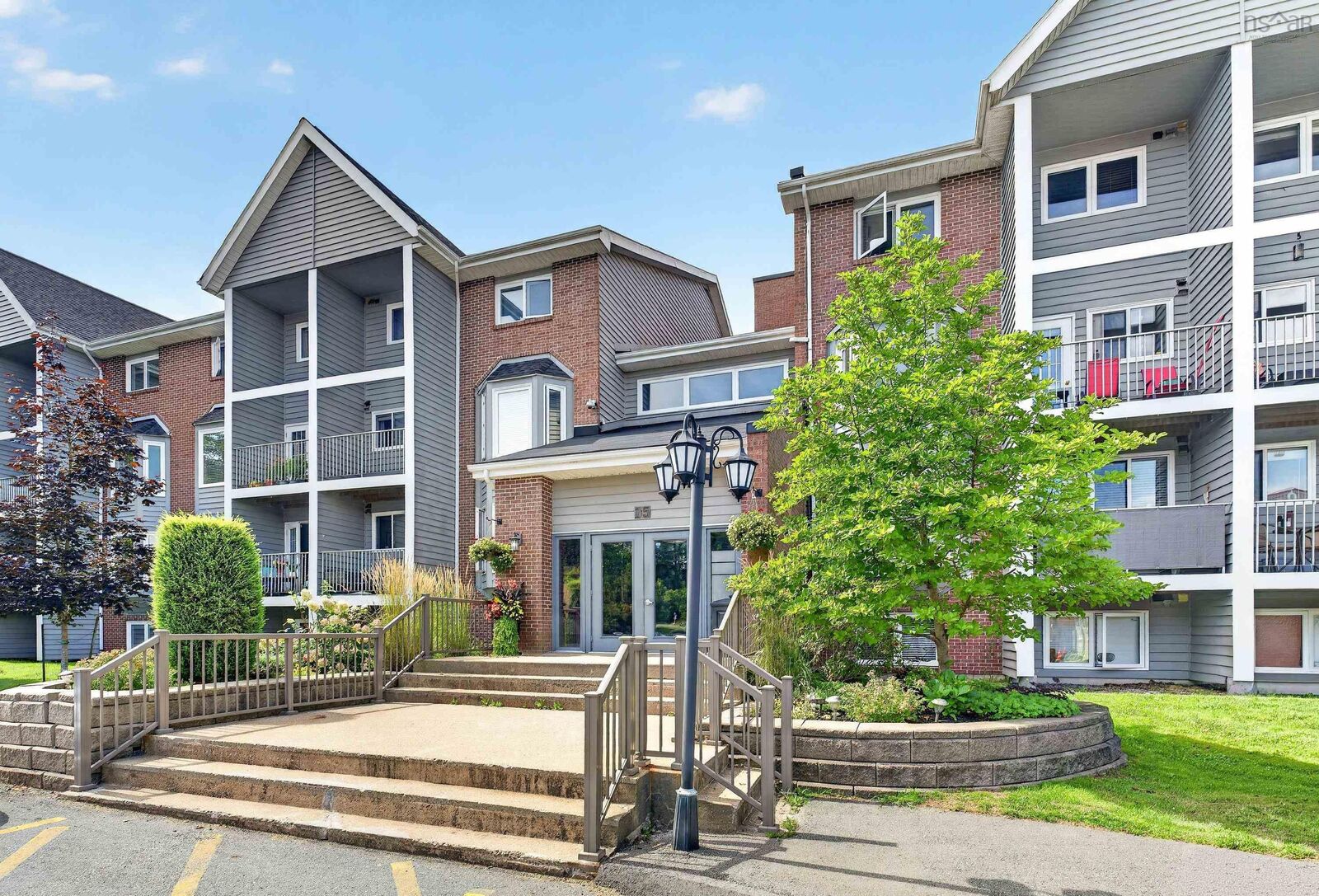 Property Photo:  211 15 Knightsridge Drive  NS B3M 3S9 