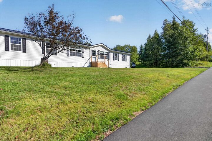 Property Photo:  507 College Rd Road  NS B2N 2R1 