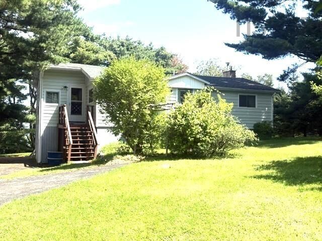 787 Shore Road — photo 1