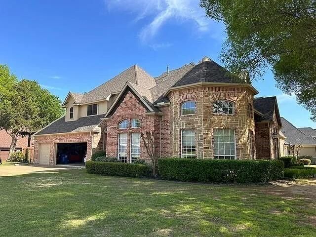 Property Photo: 801 Timber Lake Circle TX 76092