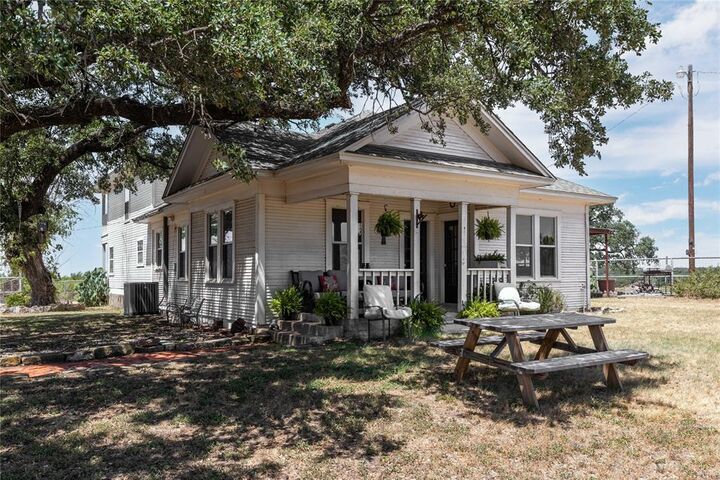 Property Photo:  160 Ledgestone Lane  TX 76432 