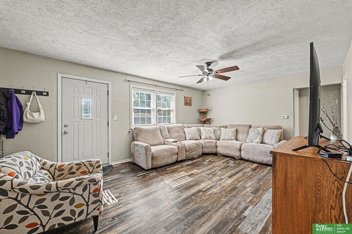 Property Photo: 7418 S 76th Avenue NE 68128
