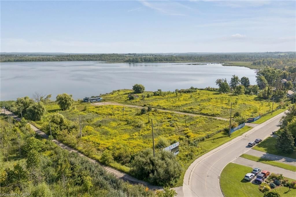 Property Photo:  10-20 Little Lake Drive  ON L4M 7C1 
