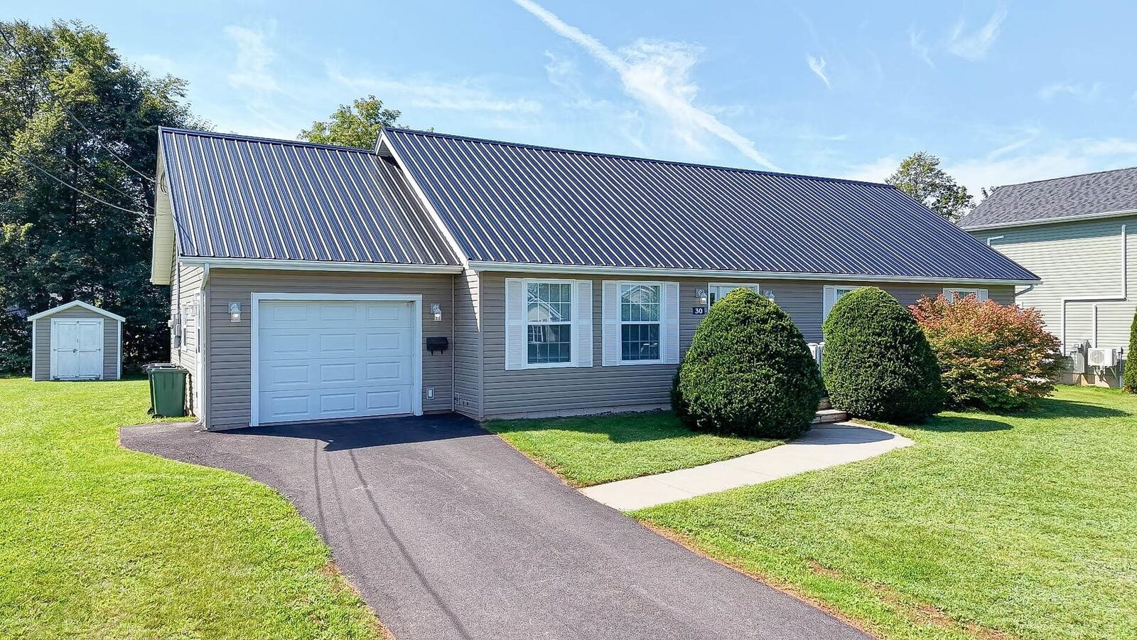 Property Photo:  30 Harland View Drive Drive  PE C1B 1W3 