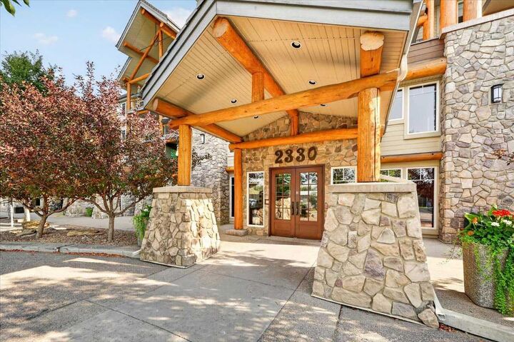 Property Photo:  2330 Fish Creek Boulevard SW 2215  AB T2Y 0L1 