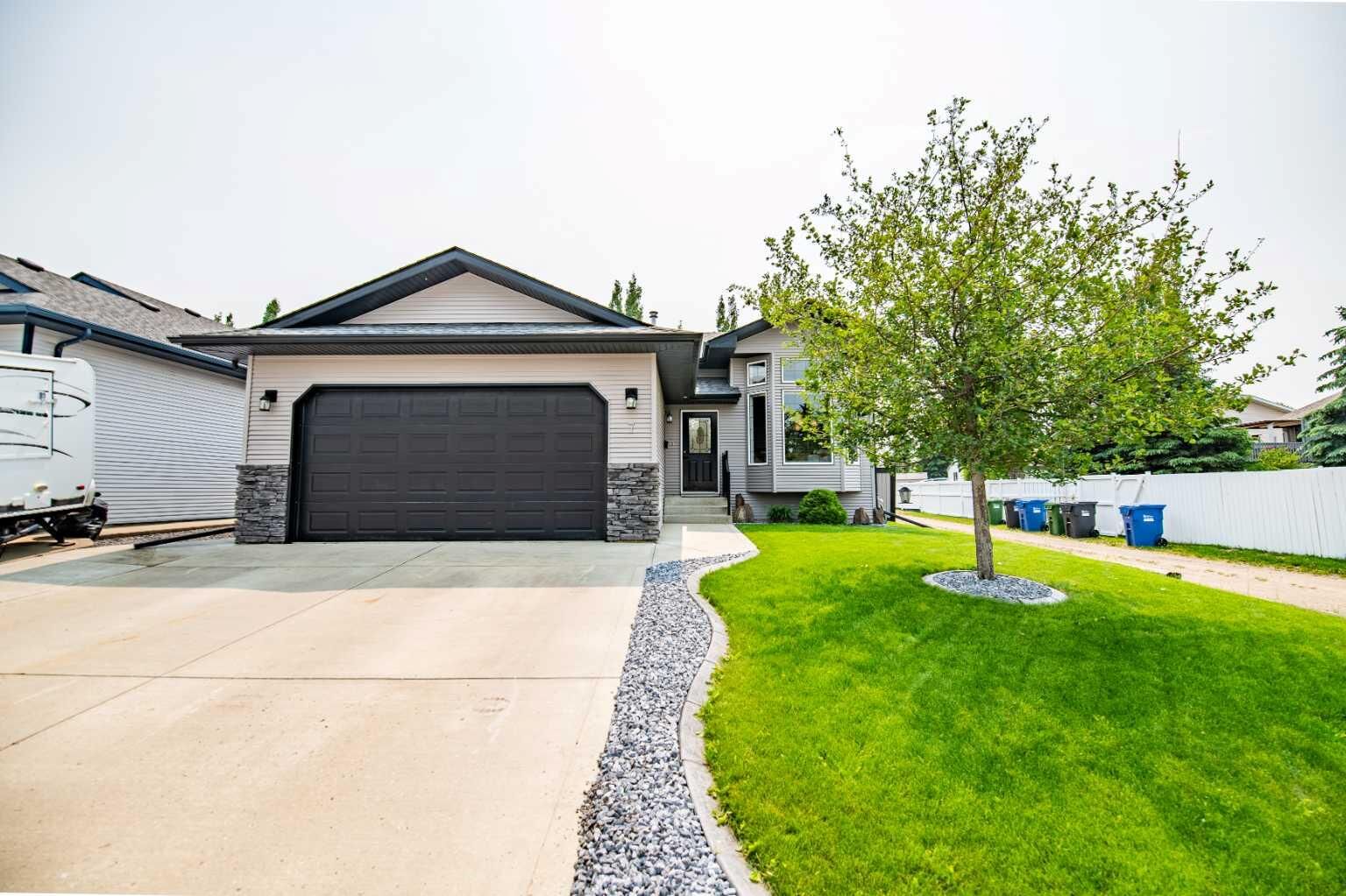 Property Photo:  7 Ratcliffe Street  AB T4P 3X8 