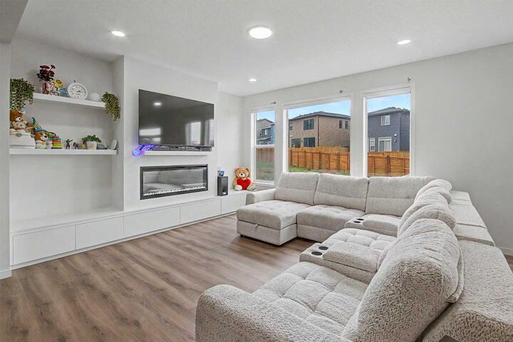 Property Photo: 80 Lucas Passage NW AB T3P 2E3