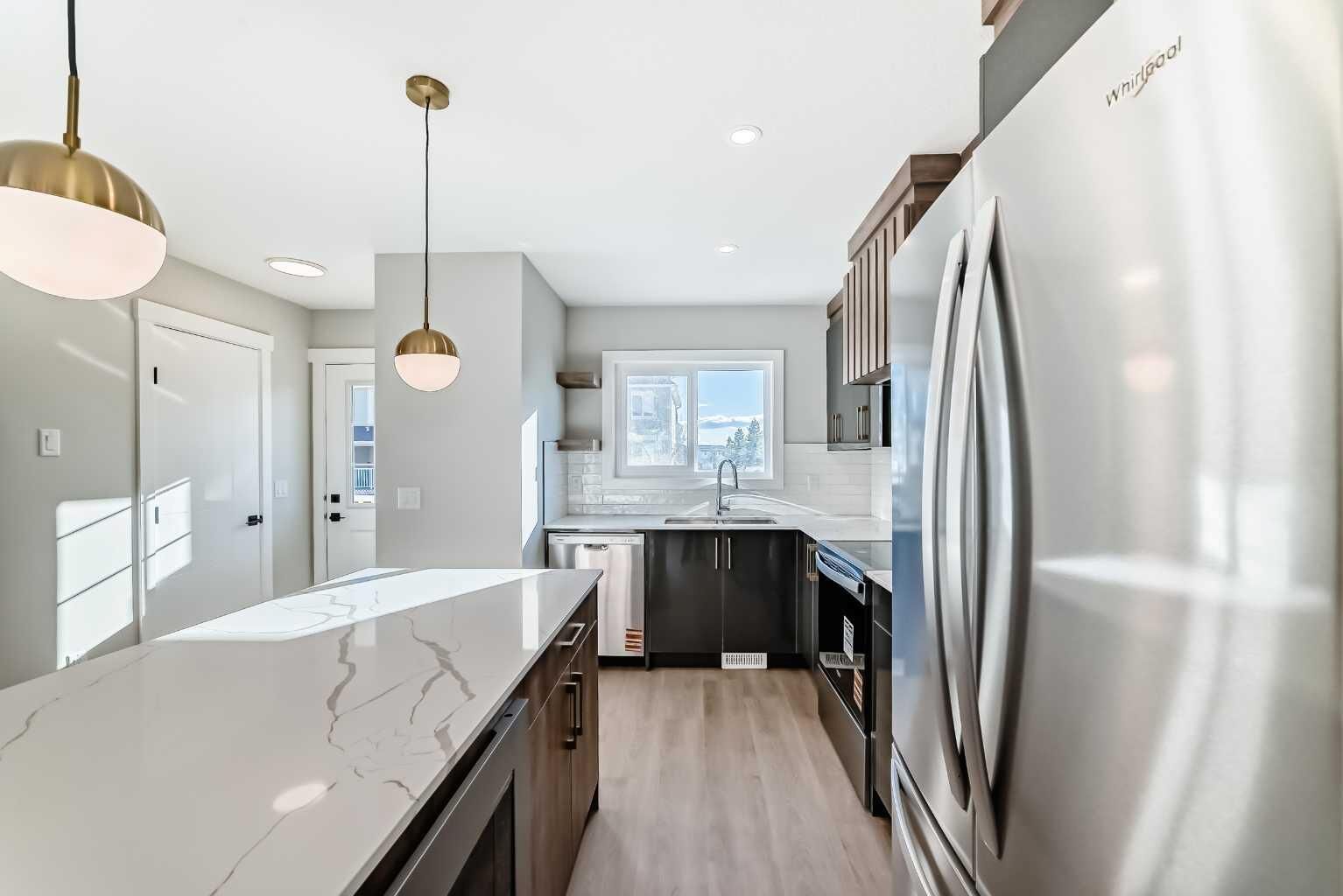 Property Photo:  903 Clover Road  AB T0M 0N0 