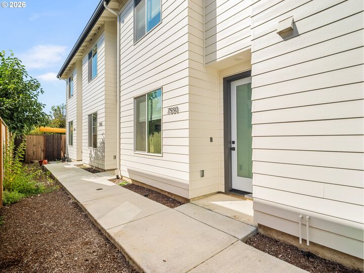 Property Photo: 7550 NE Morris St OR 97213