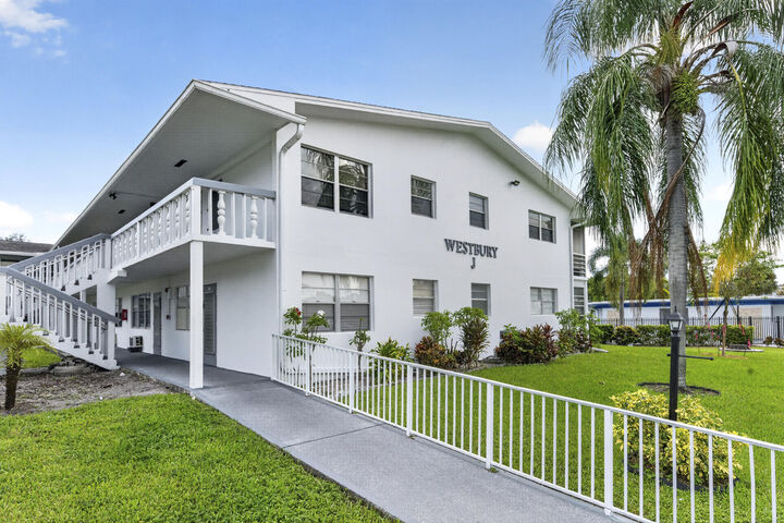 Property Photo: 169 Westbury J 169 FL 33442