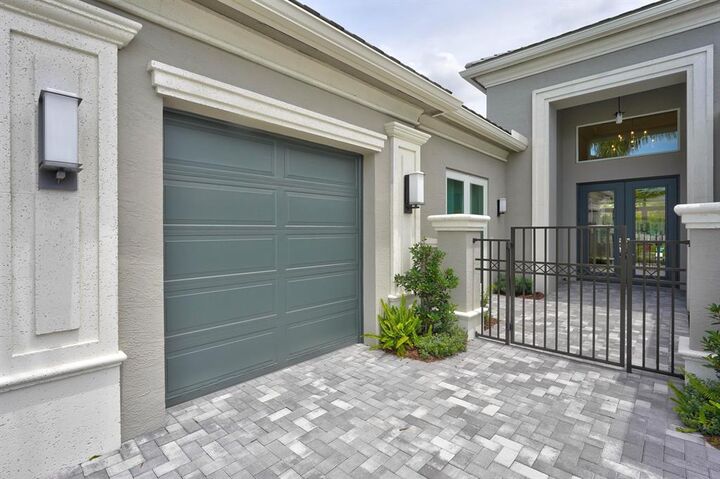Property Photo:  12824 Veneto Springs Drive  FL 33473 