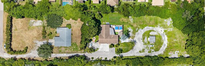 Property Photo:  4833 Nash Trail  FL 33463 