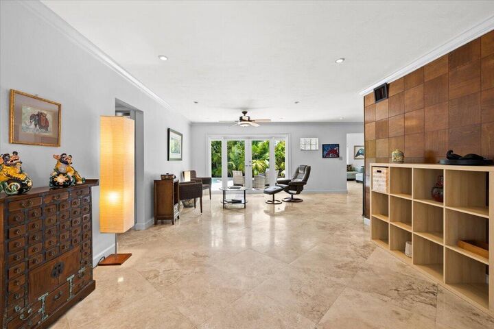Property Photo:  2137 NE 17th Avenue  FL 33305 
