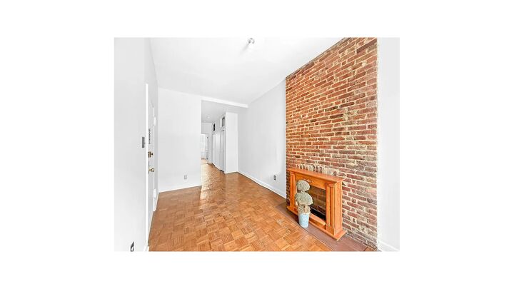 Property Photo:  265 St James Place 2  NY 11238 