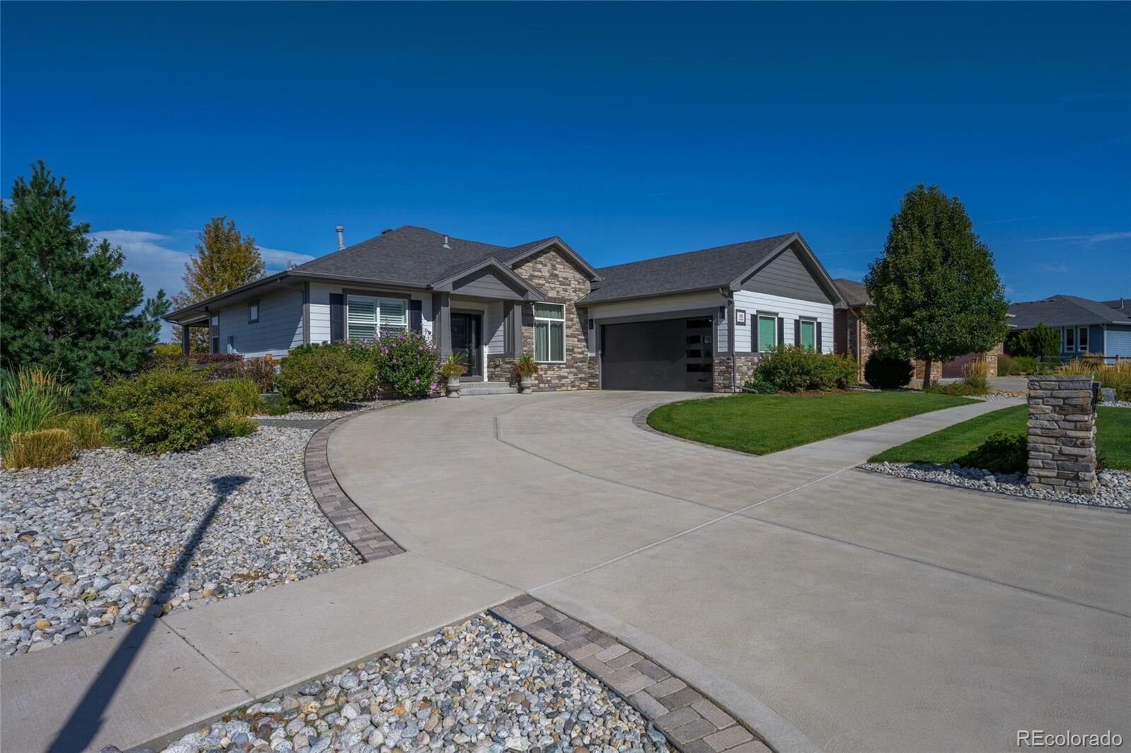 Property Photo: 553 S 22nd Avenue CO 80601