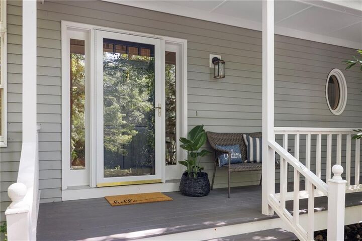 Property Photo:  4 Stonecarry Way  RI 02818 