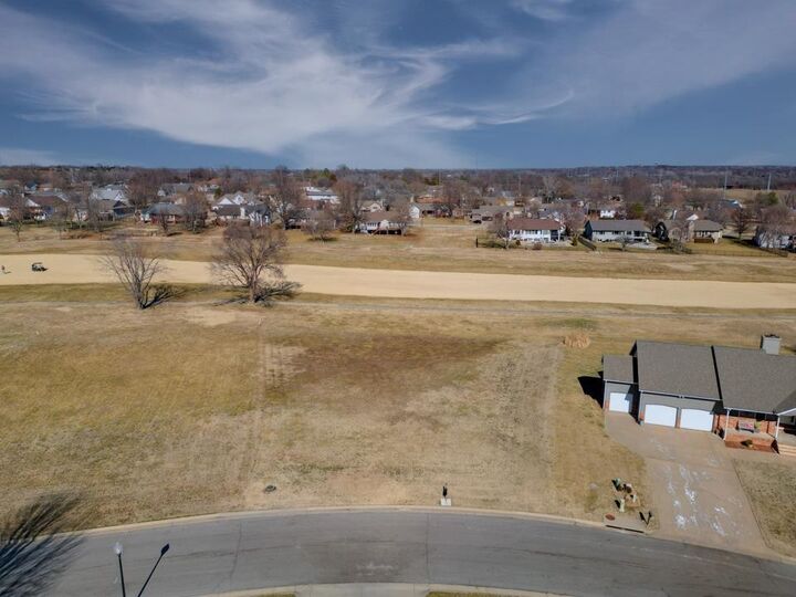Property Photo: 624 Quail Nest Rd KS 67156