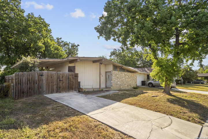 Property Photo: 4311 Limpio TX 78233
