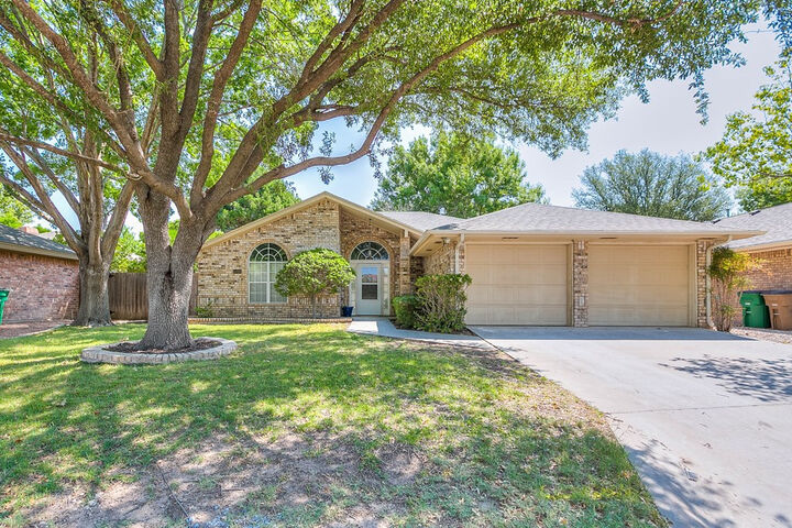 Property Photo:  2058 Putter Drive  TX 76904 