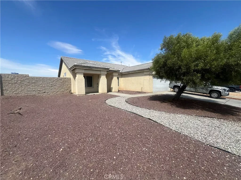 Property Photo: 12564 Dion CA 92395