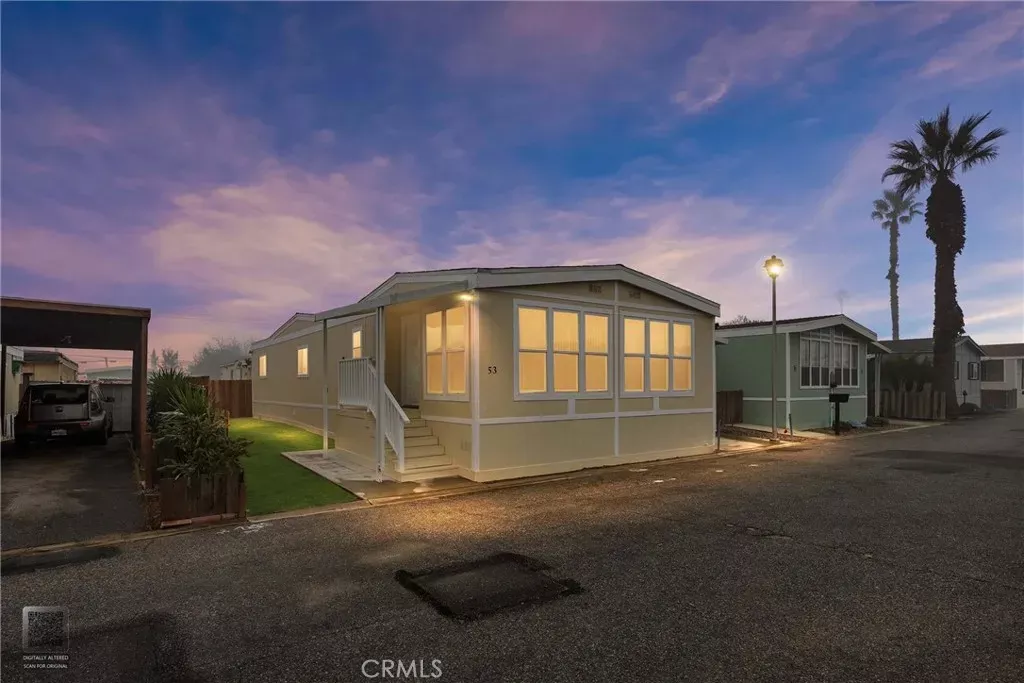 Property Photo: 53 Cedarwood CA 93308