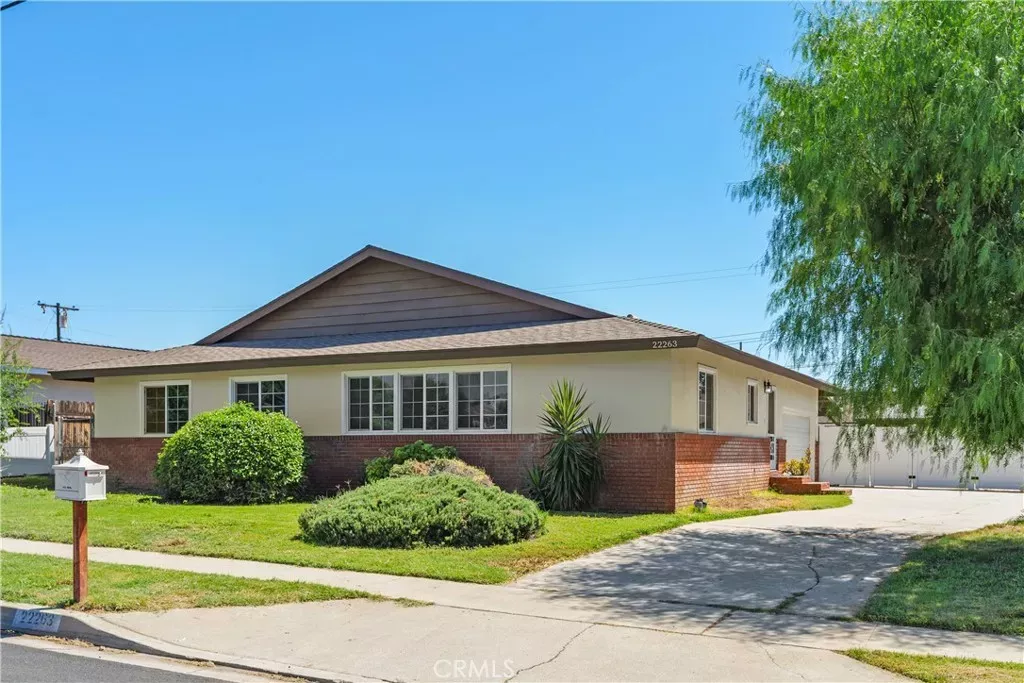 Property Photo:  22263 De Berry  CA 92313 