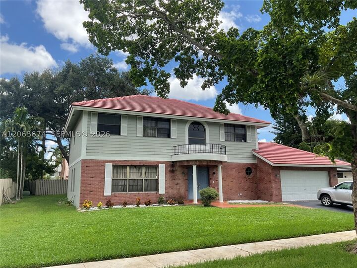 Property Photo: 760 Blue Ridge Way FL 33325